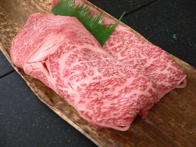 神戸牛すき焼き用ロース極上